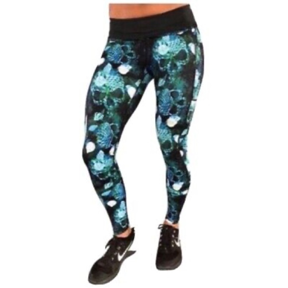 CVG Mermaid Skulls leggings. Size Small.